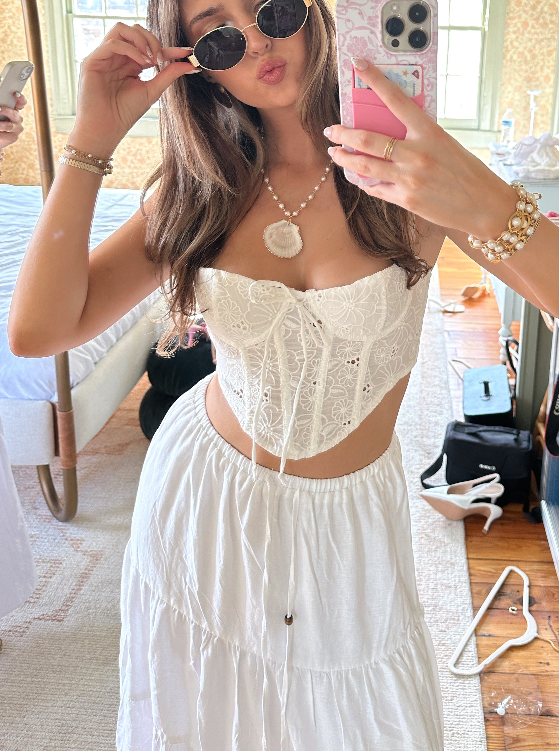 Genevieve' Eyelet Lace Corset Top – Kindred Grove